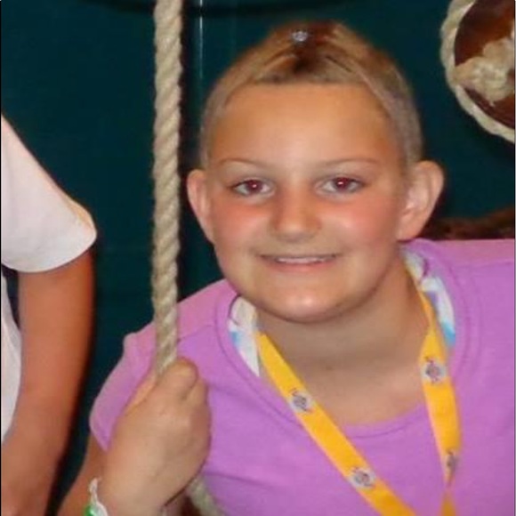 Meet your Posher, Isabelle - Picture 1 of 1